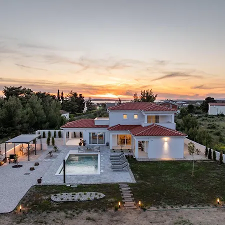 Villa Emocija Zadarvilas *